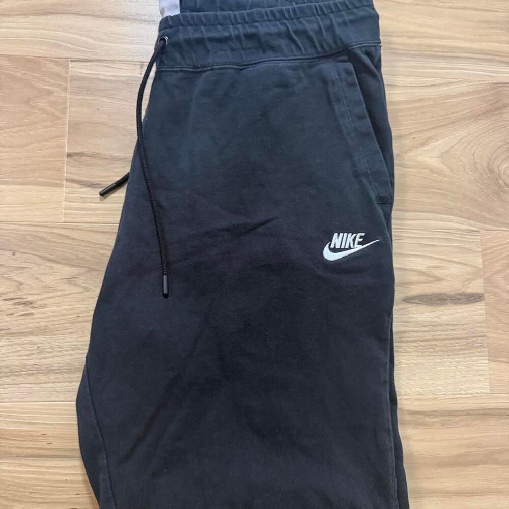 Y2K style Nike black baggy joggers embroidered Size large